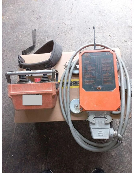 Liebherr HBC radio control 112/132/140/180EC-H - Torņa celtnis: foto 2 Liebherr HBC radio control 112/132/140/180EC-H - Torņa celtnis: foto 2