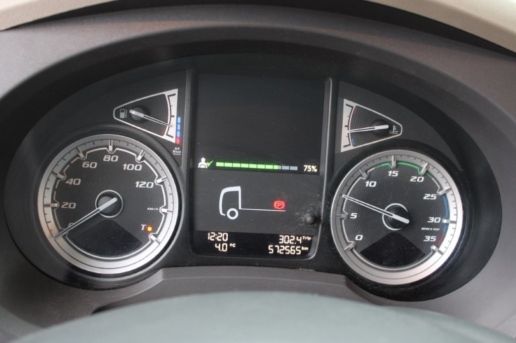 Kravas automašīna ar tentu DAF LF 260 FA: foto 14