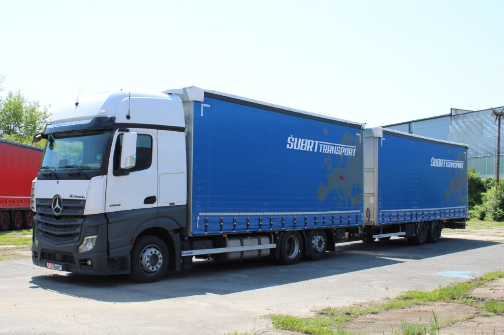 Mercedes-Benz Actros 2542 NAVIGACE + PANAV (8,20m x 2,48m x 3m) - Kravas automašīna ar tentu: foto 2 Mercedes-Benz Actros 2542 NAVIGACE + PANAV (8,20m x 2,48m x 3m) - Kravas automašīna ar tentu: foto 2