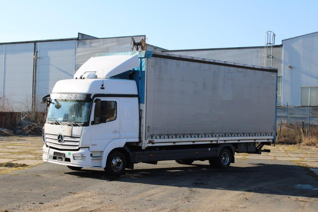 Mercedes-Benz Atego 1223 - Kravas automašīna ar tentu: foto 4 Mercedes-Benz Atego 1223 - Kravas automašīna ar tentu: foto 4