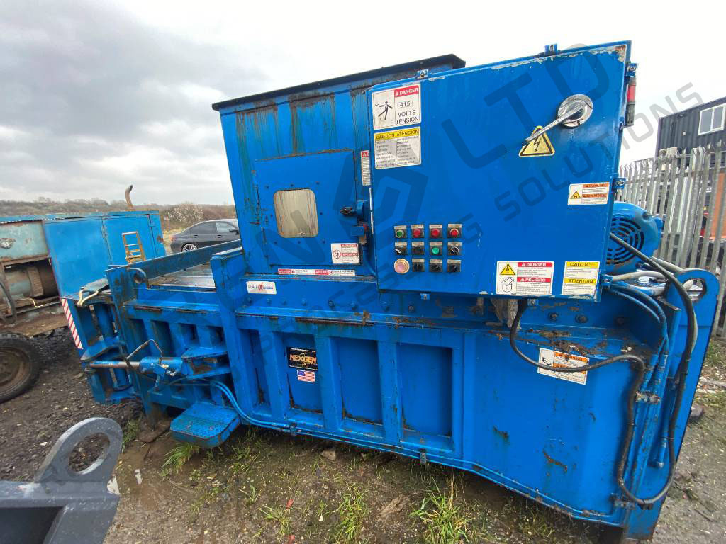 Marathon Gemini Baler - Celtniecības tehnika: foto 4 Marathon Gemini Baler - Celtniecības tehnika: foto 4