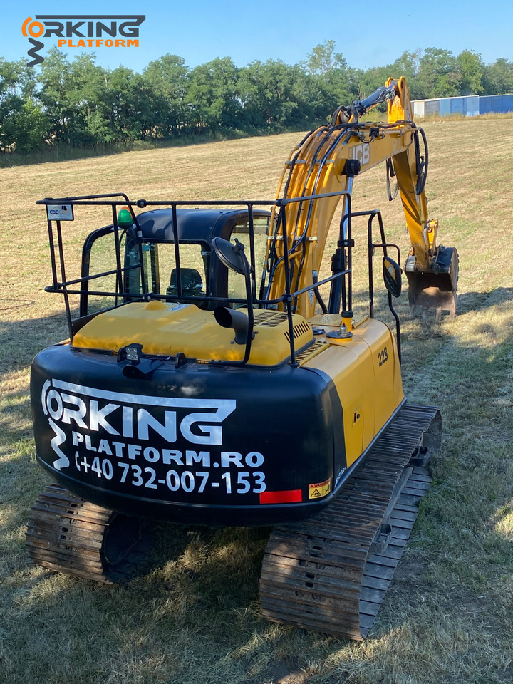 JCB JS131LC - Ekskavators: foto 5 JCB JS131LC - Ekskavators: foto 5