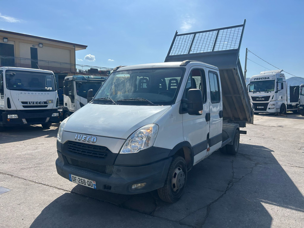IVECO DAILY 35C13 - Komercauto pašizgāzējs, Kravas-pasažieru furgons: foto 1 IVECO DAILY 35C13 - Komercauto pašizgāzējs, Kravas-pasažieru furgons: foto 1