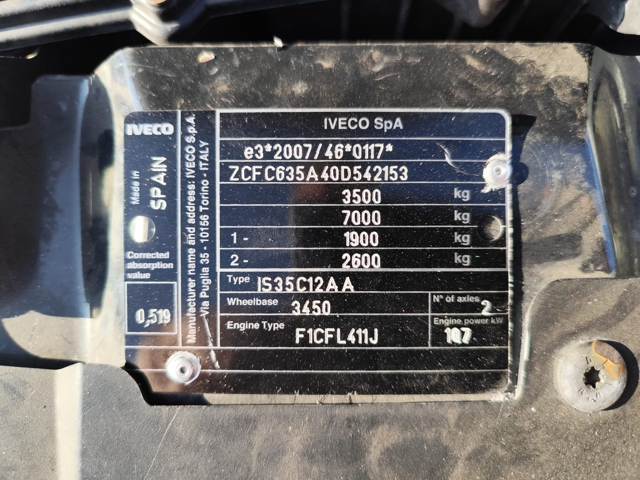 IVECO DAILY 35C15 - Kravas auto ar manipulatoru, Komercauto pašizgāzējs: foto 2 IVECO DAILY 35C15 - Kravas auto ar manipulatoru, Komercauto pašizgāzējs: foto 2