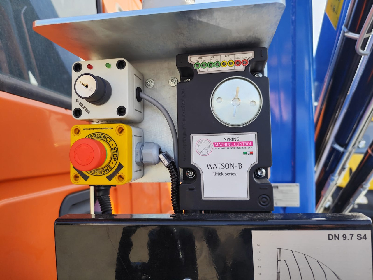 Kravas auto ar manipulatoru IVECO EUROCARGO 120-90L: foto 13