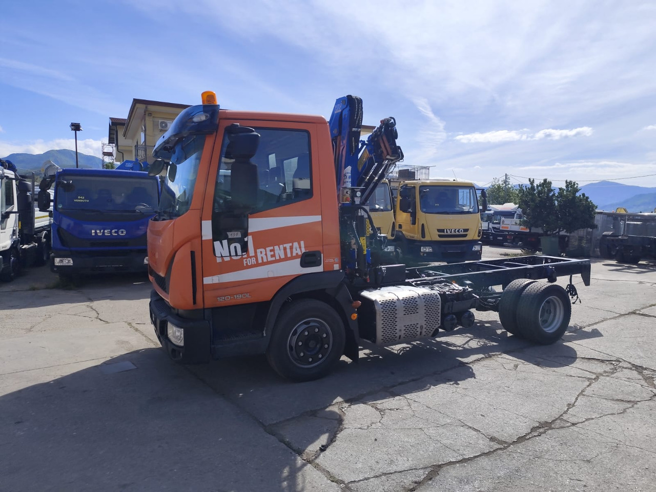 Kravas auto ar manipulatoru IVECO EUROCARGO 120-90L: foto 35