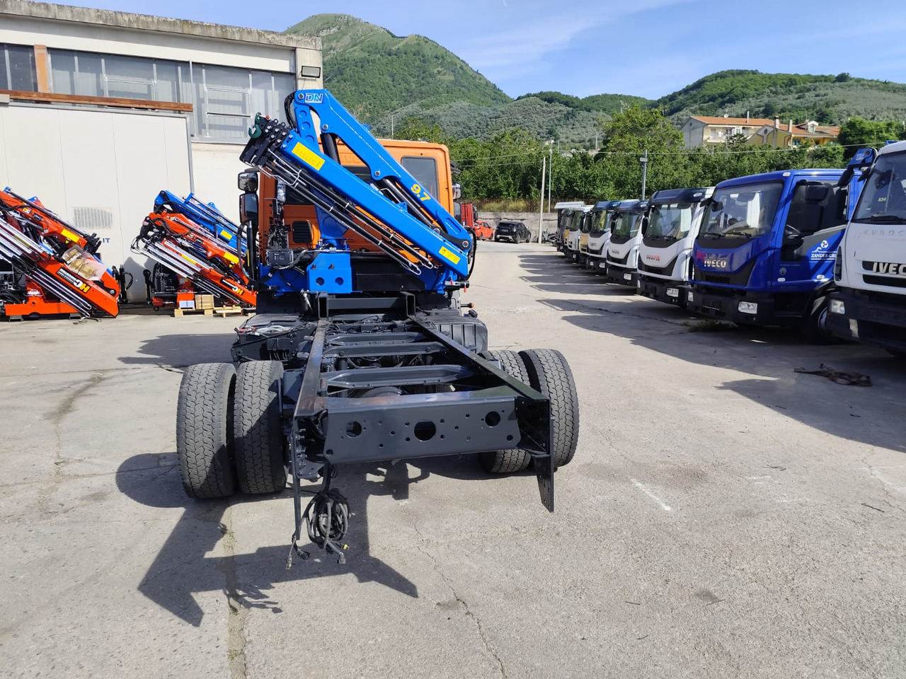 Kravas auto ar manipulatoru IVECO EUROCARGO 120-90L: foto 21