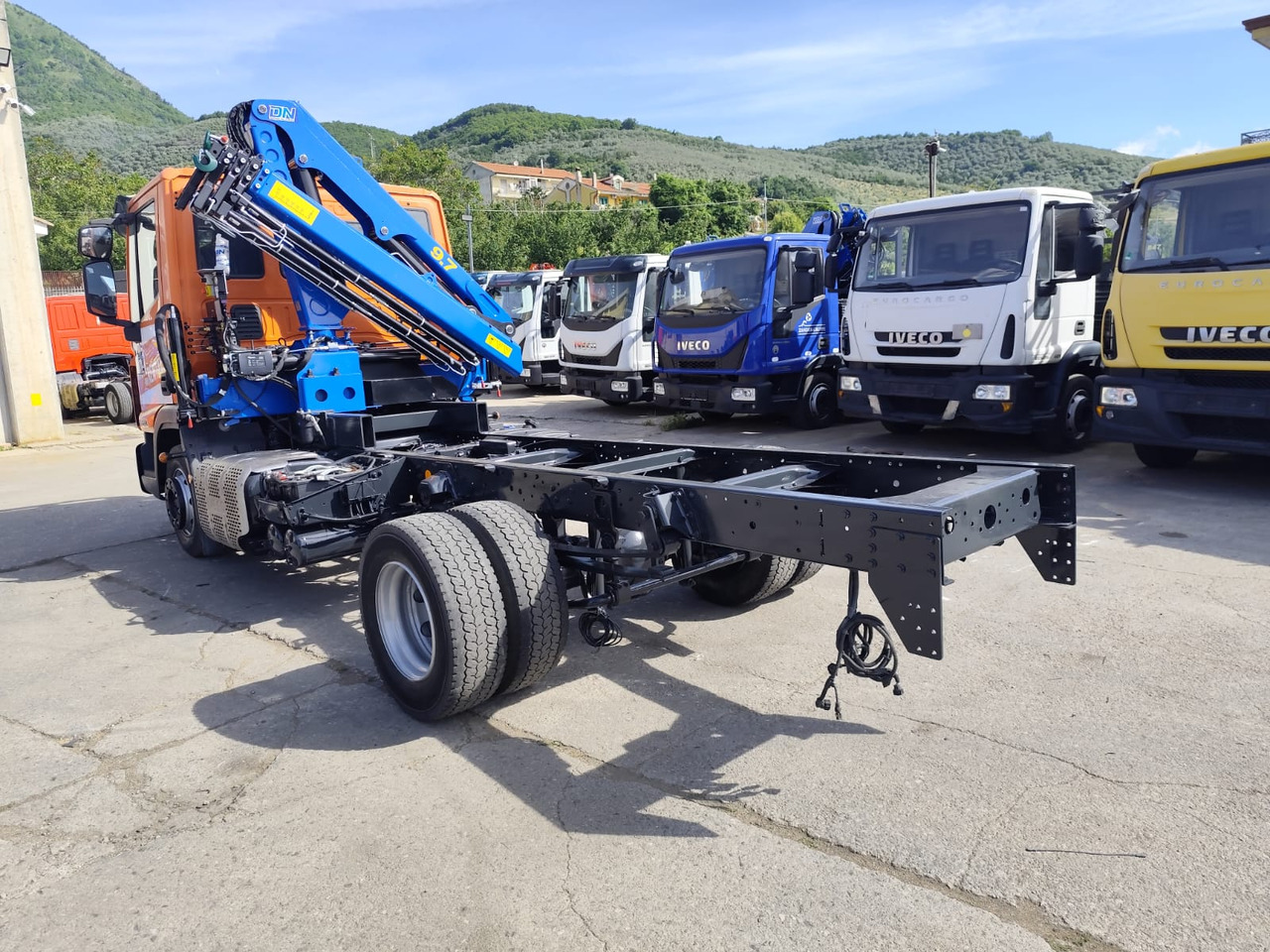 Kravas auto ar manipulatoru IVECO EUROCARGO 120-90L: foto 17