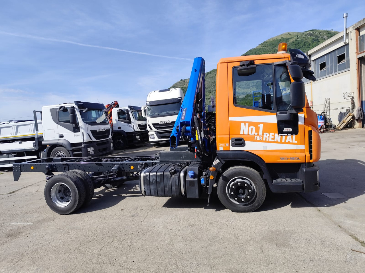 Kravas auto ar manipulatoru IVECO EUROCARGO 120-90L: foto 26