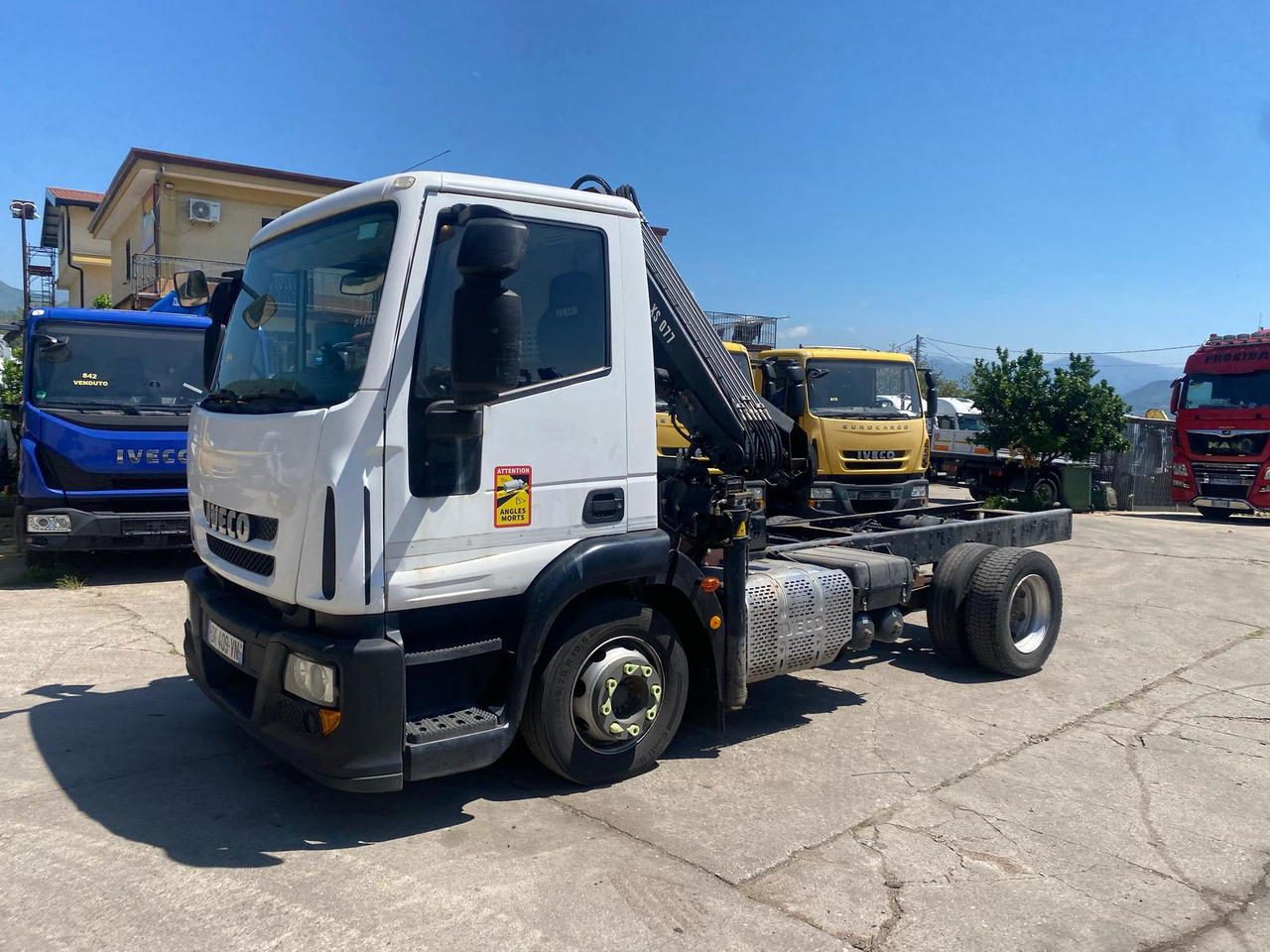 Kravas auto ar manipulatoru IVECO EUROCARGO 120E25: foto 23