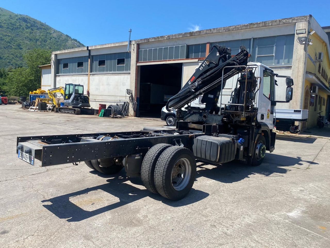 Kravas auto ar manipulatoru IVECO EUROCARGO 120E25: foto 15