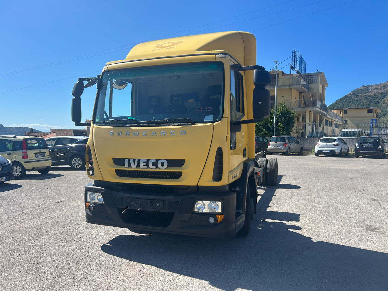 IVECO EUROCARGO 120E28P - Kravas automašīna ar slēgto virsbūvi: foto 4 IVECO EUROCARGO 120E28P - Kravas automašīna ar slēgto virsbūvi: foto 4