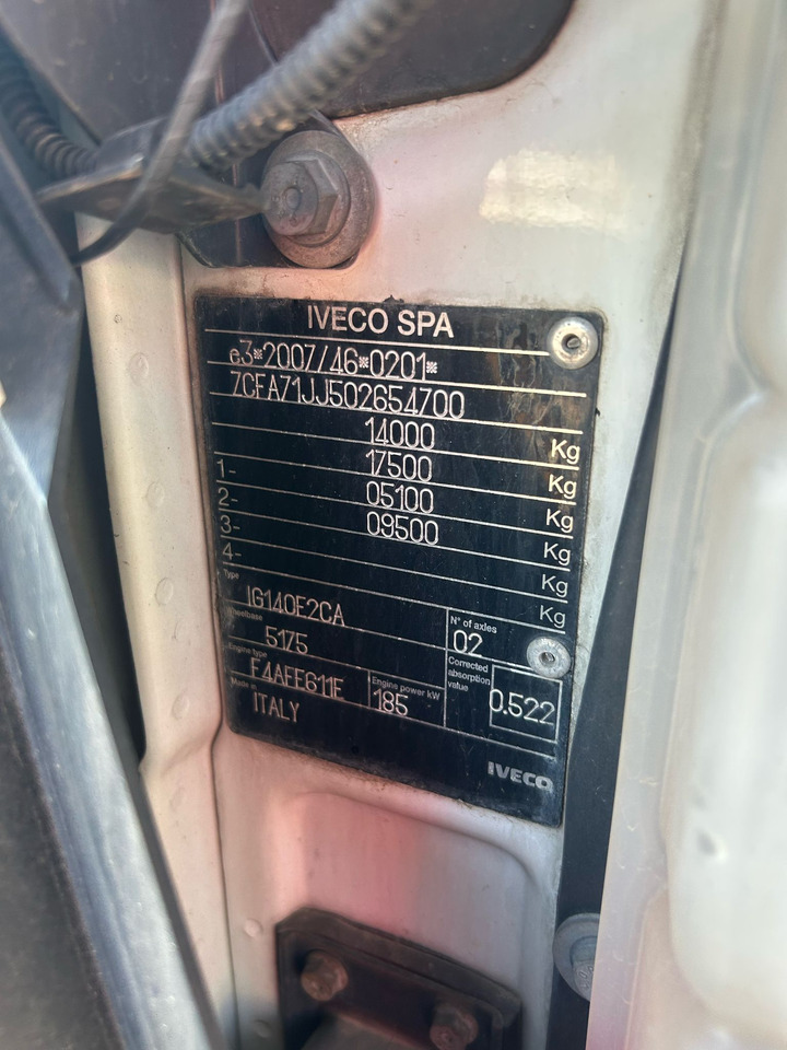 IVECO EUROCARGO 140-250 - Kravas auto ar manipulatoru: foto 3 IVECO EUROCARGO 140-250 - Kravas auto ar manipulatoru: foto 3