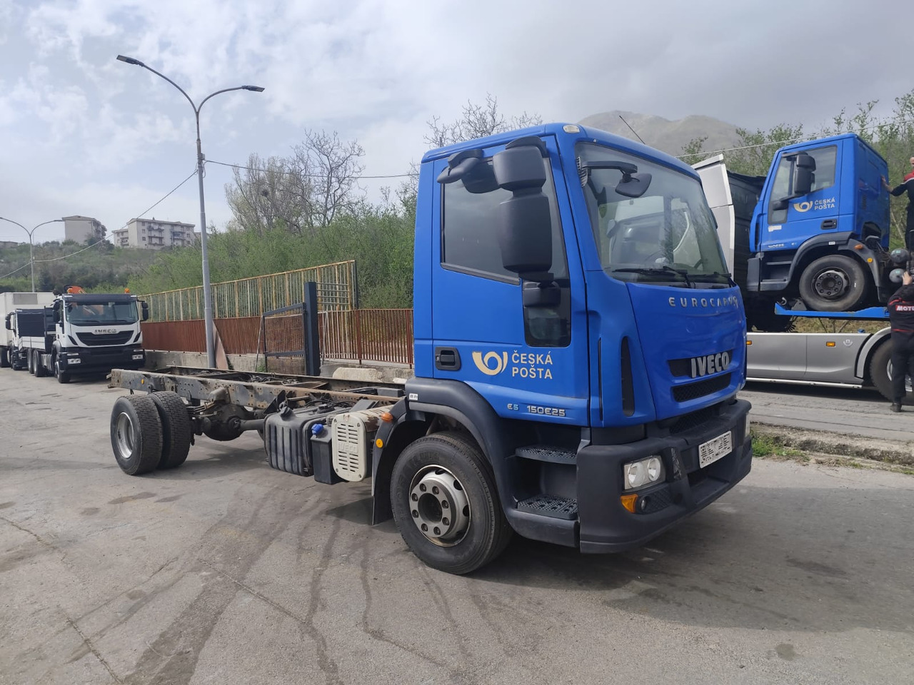 IVECO EUROCARGO 150E25 - Kravas automašīna pašizgāzējs: foto 2 IVECO EUROCARGO 150E25 - Kravas automašīna pašizgāzējs: foto 2