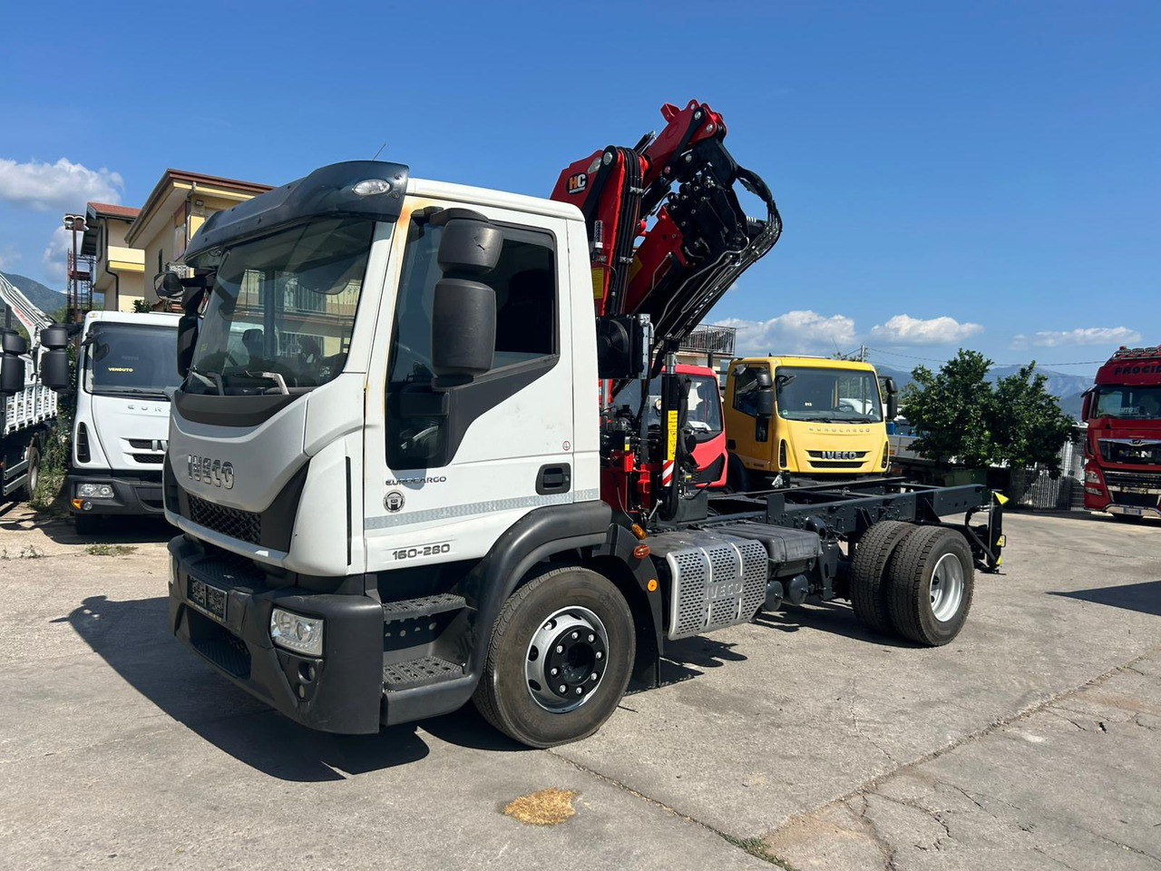 IVECO EUROCARGO 160-280 - Kravas auto ar manipulatoru: foto 5 IVECO EUROCARGO 160-280 - Kravas auto ar manipulatoru: foto 5
