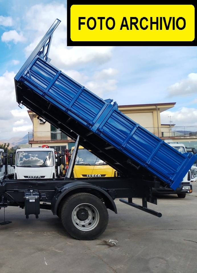 IVECO EUROCARGO 180-320 - Kravas auto ar manipulatoru: foto 2 IVECO EUROCARGO 180-320 - Kravas auto ar manipulatoru: foto 2