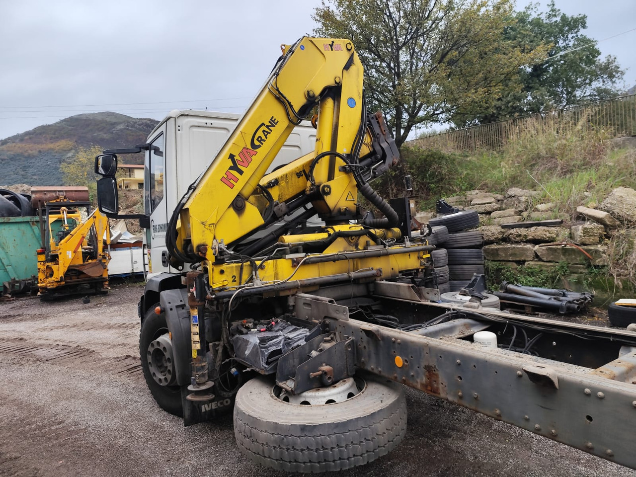 IVECO EUROCARGO 180E25 - Kravas auto ar manipulatoru, Kravas auto ar manipulatoru: foto 2 IVECO EUROCARGO 180E25 - Kravas auto ar manipulatoru, Kravas auto ar manipulatoru: foto 2