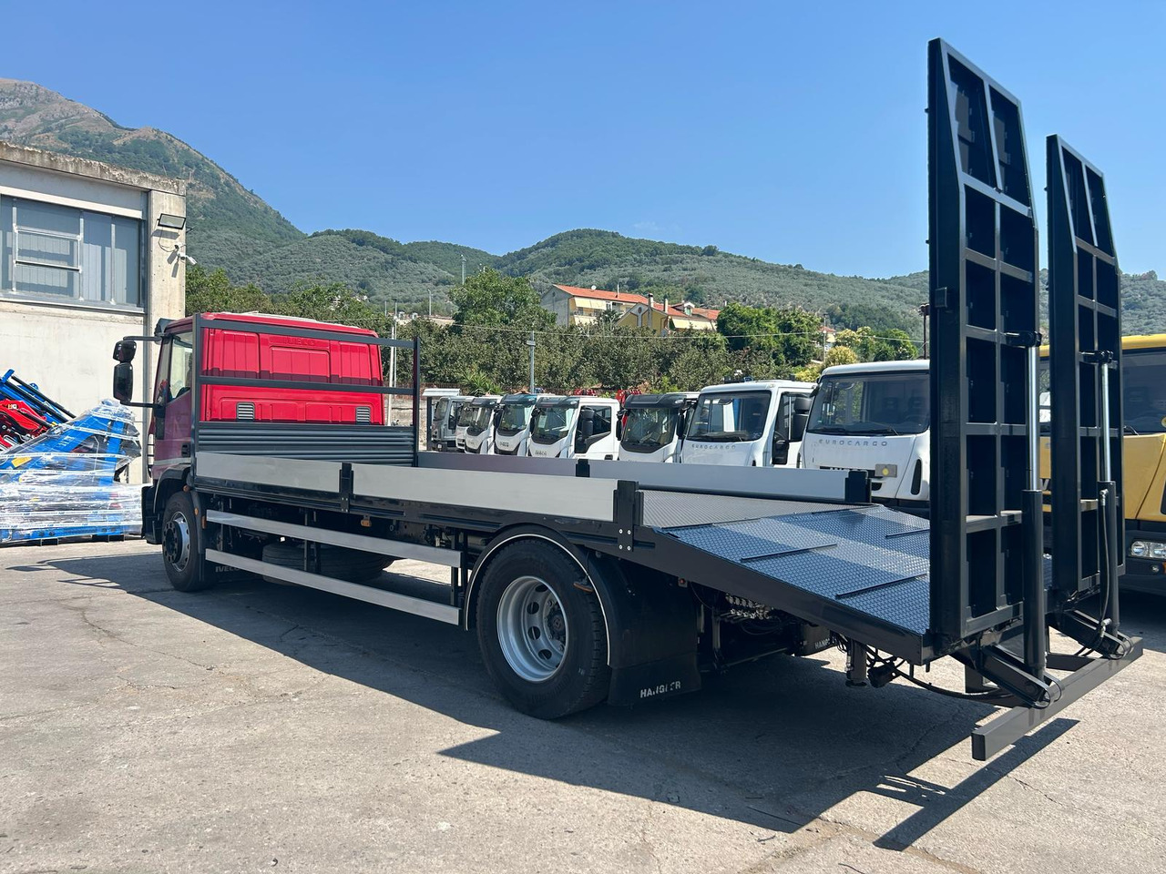 IVECO EUROCARGO 180E30 - Bortu kravas automašīna/ Platforma: foto 5 IVECO EUROCARGO 180E30 - Bortu kravas automašīna/ Platforma: foto 5
