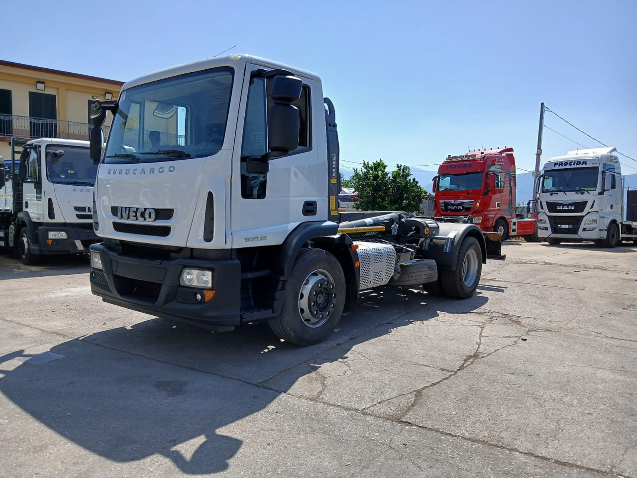 Pacēlājs ar āķi IVECO EUROCARGO 190EL25: foto 33