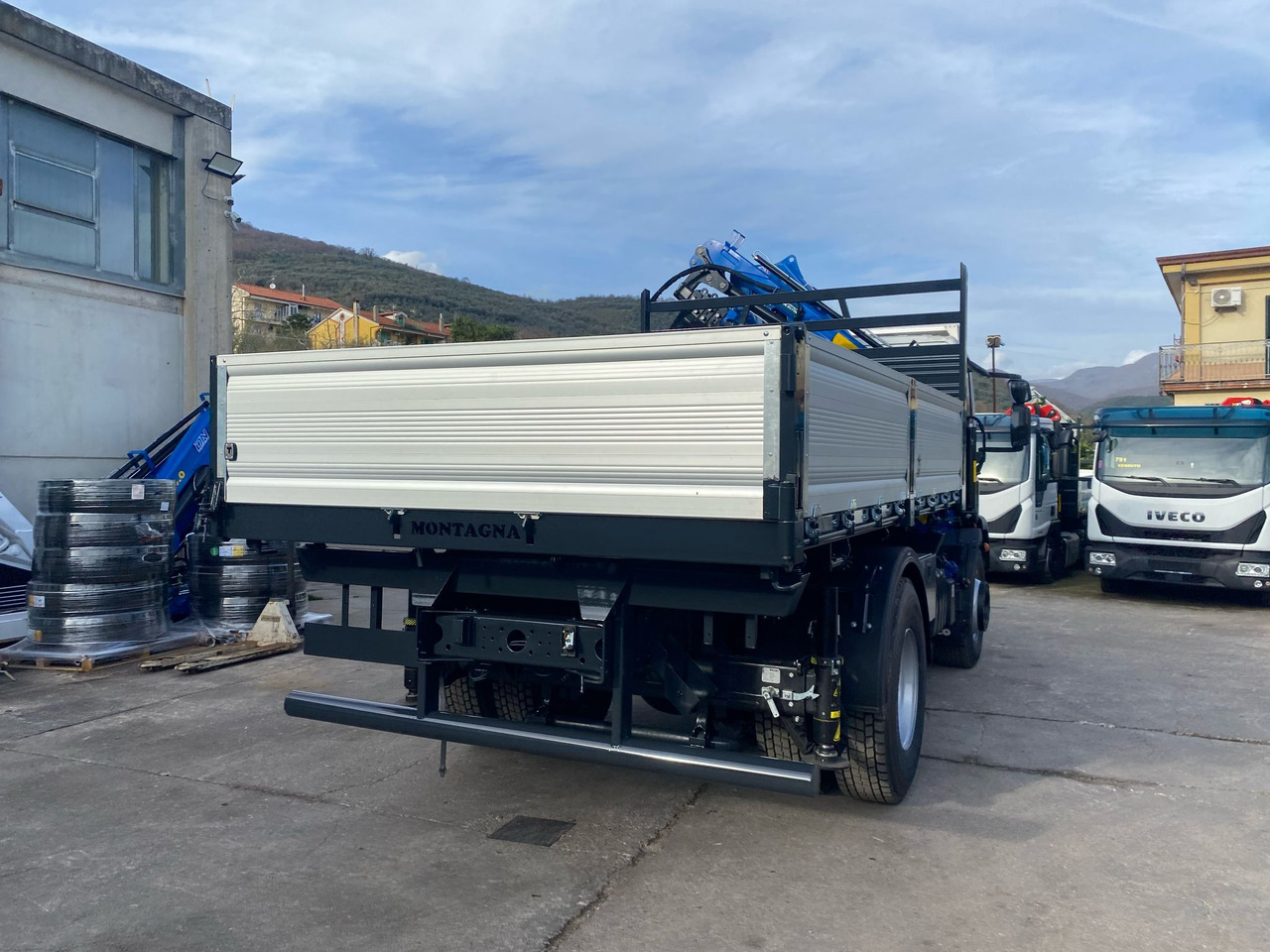 Kravas auto ar manipulatoru IVECO EUROCARGO 190EL28: foto 50