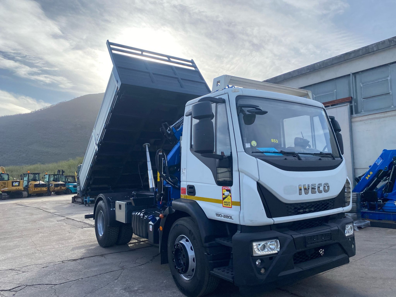 Kravas auto ar manipulatoru IVECO EUROCARGO 190EL28: foto 20