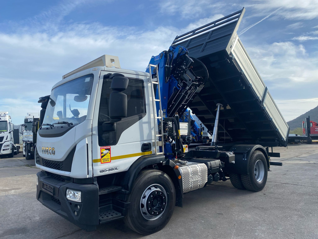 Kravas auto ar manipulatoru IVECO EUROCARGO 190EL28: foto 34