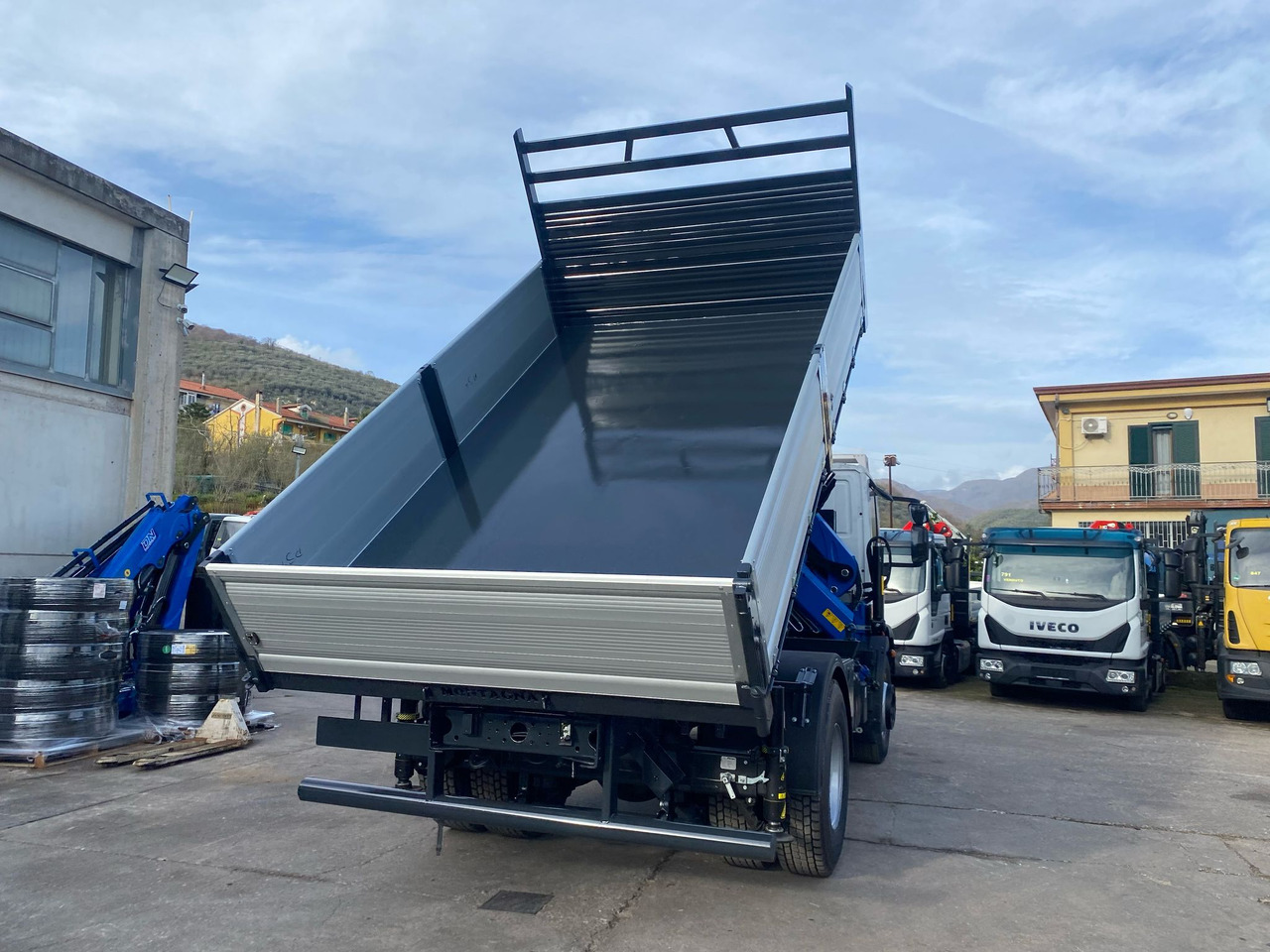 Kravas auto ar manipulatoru IVECO EUROCARGO 190EL28: foto 27