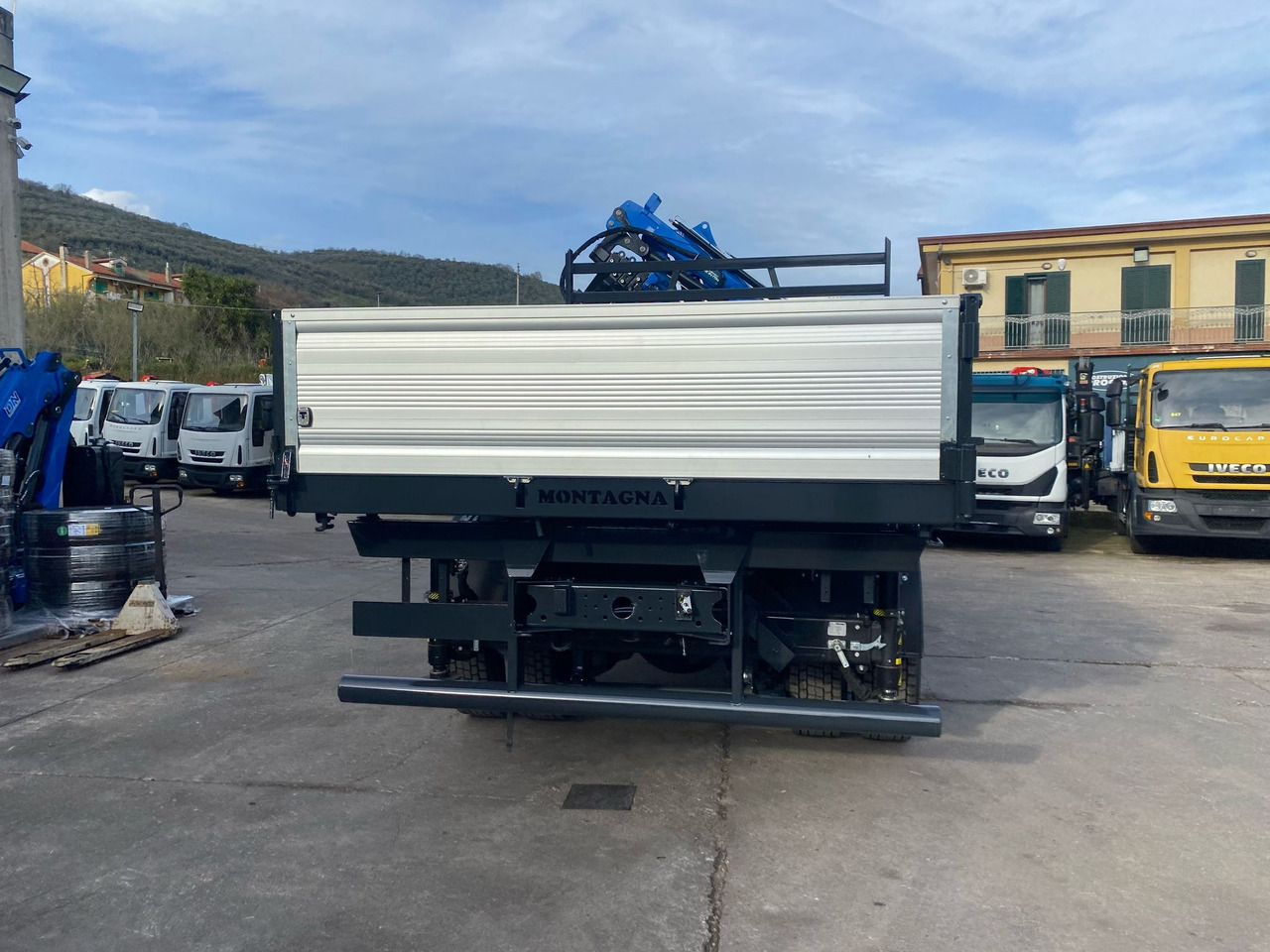 Kravas auto ar manipulatoru IVECO EUROCARGO 190EL28: foto 42