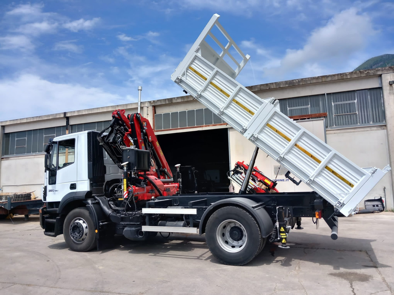 Kravas auto ar manipulatoru IVECO STRALIS AD 190S36: foto 46