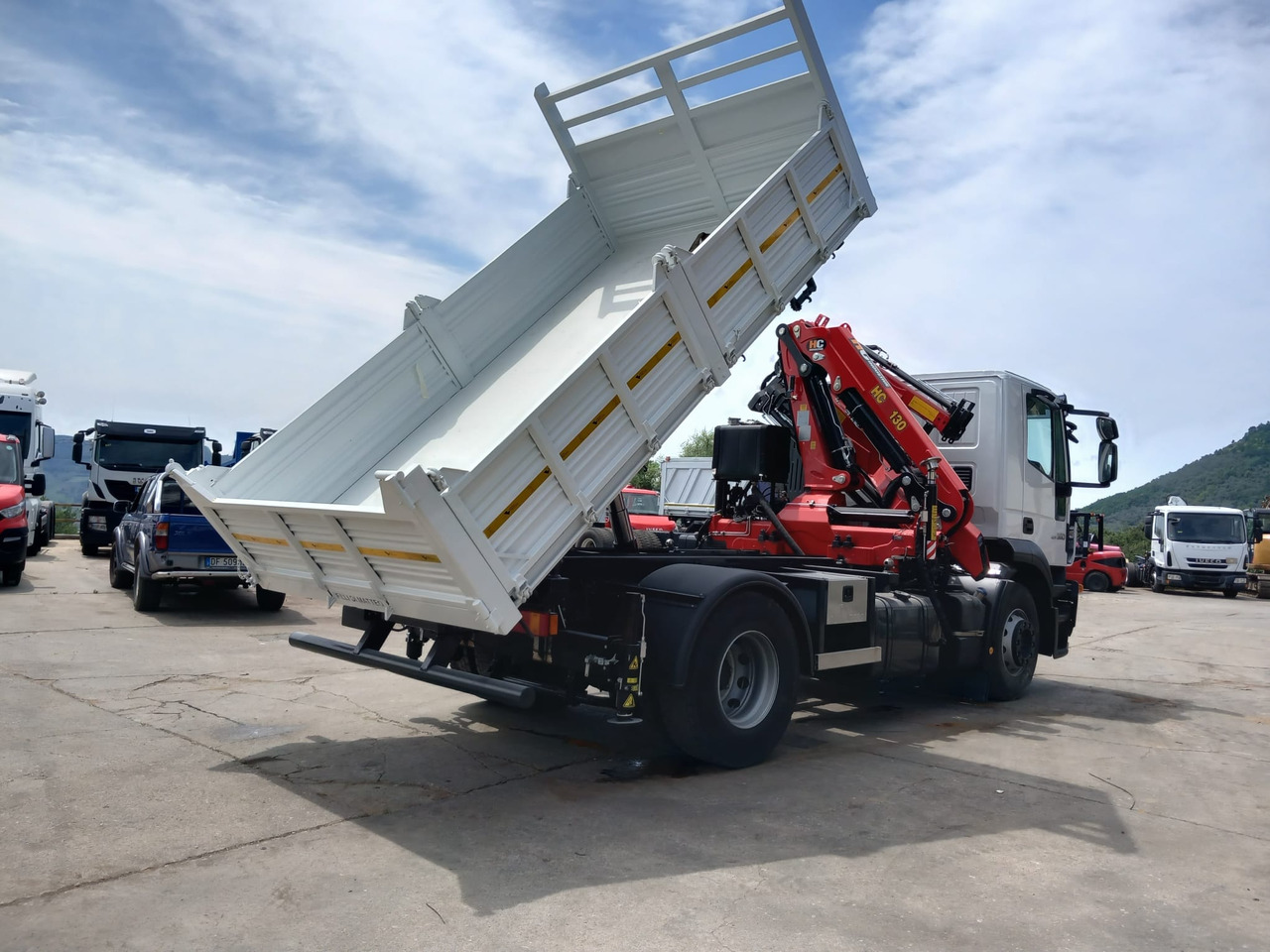 Kravas auto ar manipulatoru IVECO STRALIS AD 190S36: foto 13