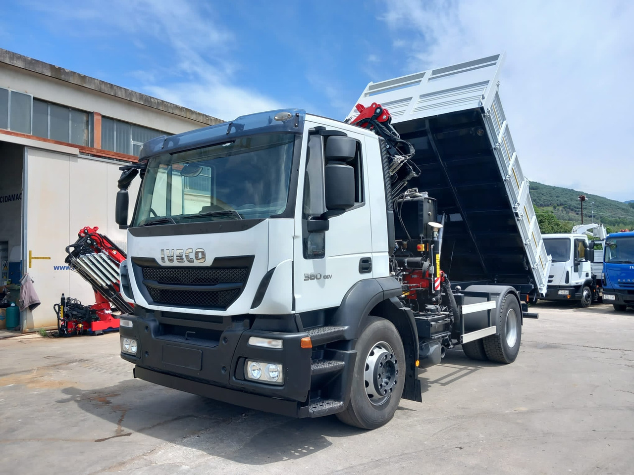 Kravas auto ar manipulatoru IVECO STRALIS AD 190S36: foto 17