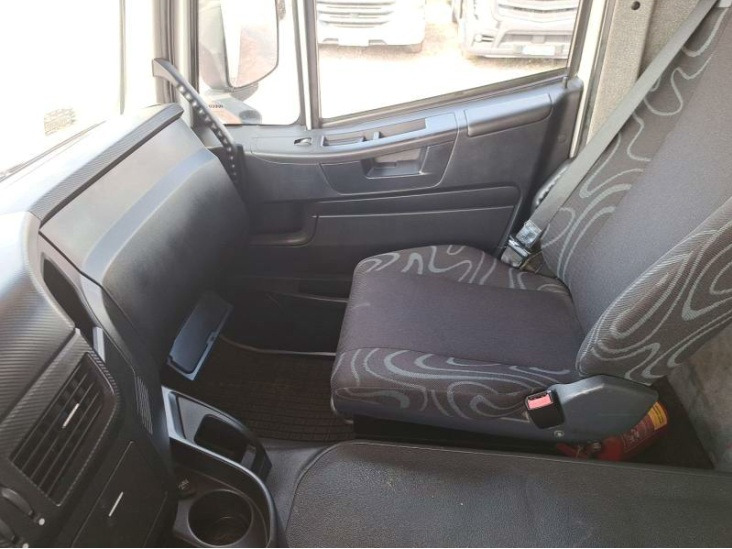 Kravas automašīna ar slēgto virsbūvi IVECO STRALIS AD 260S31: foto 31