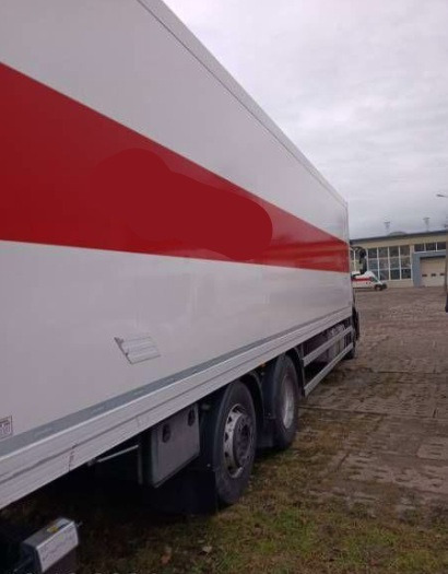 IVECO STRALIS AD 260S31 XP - Kravas automašīna ar slēgto virsbūvi: foto 5 IVECO STRALIS AD 260S31 XP - Kravas automašīna ar slēgto virsbūvi: foto 5