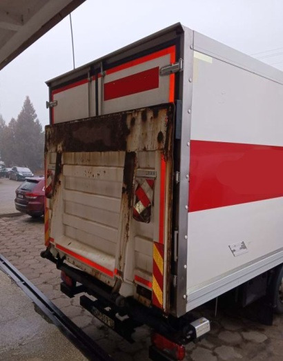 IVECO STRALIS AD 260S31 XP - Kravas automašīna ar slēgto virsbūvi: foto 5 IVECO STRALIS AD 260S31 XP - Kravas automašīna ar slēgto virsbūvi: foto 5