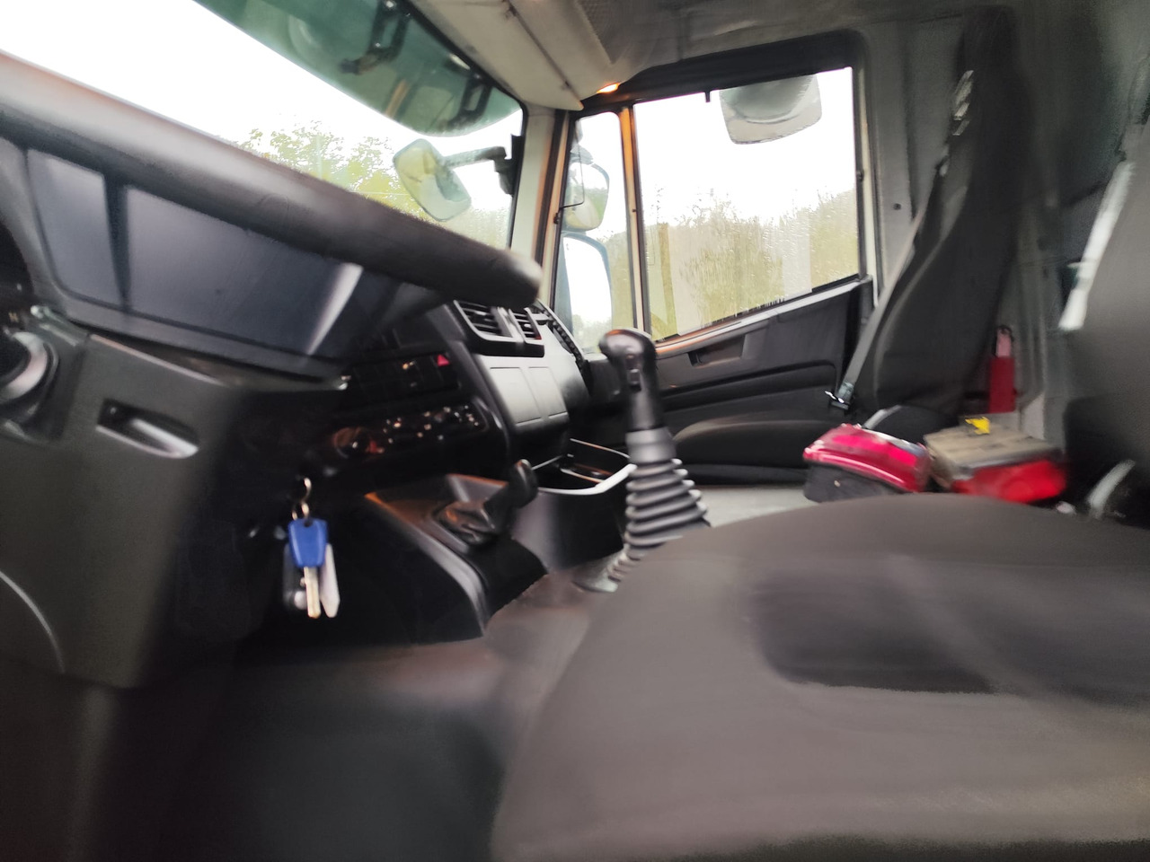 IVECO STRALIS AD 260S31 XP - Pacēlājs ar āķi: foto 5 IVECO STRALIS AD 260S31 XP - Pacēlājs ar āķi: foto 5