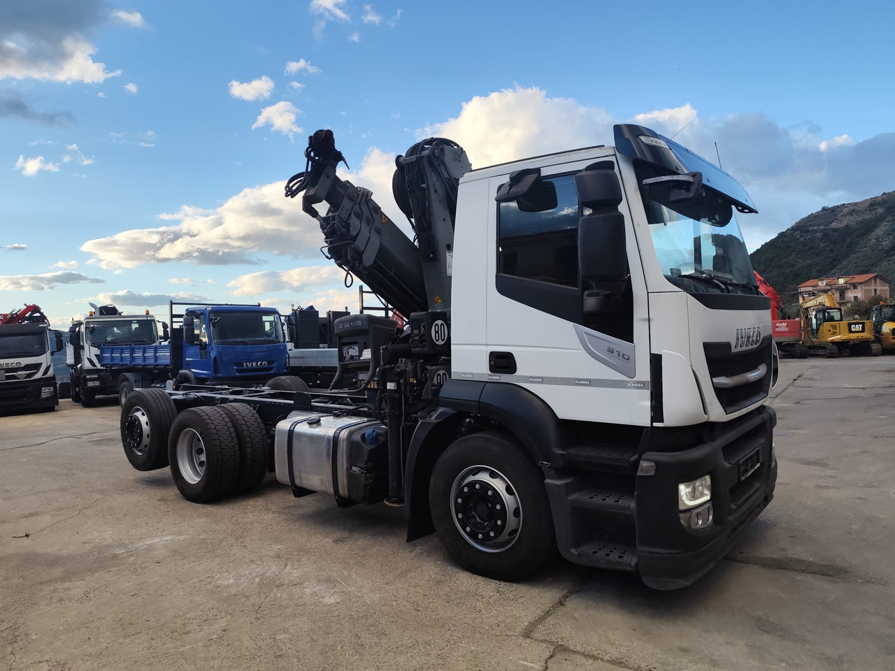 IVECO STRALIS AD 260S31 Y/P - Kravas automašīna pašizgāzējs, Kravas auto ar manipulatoru: foto 2 IVECO STRALIS AD 260S31 Y/P - Kravas automašīna pašizgāzējs, Kravas auto ar manipulatoru: foto 2