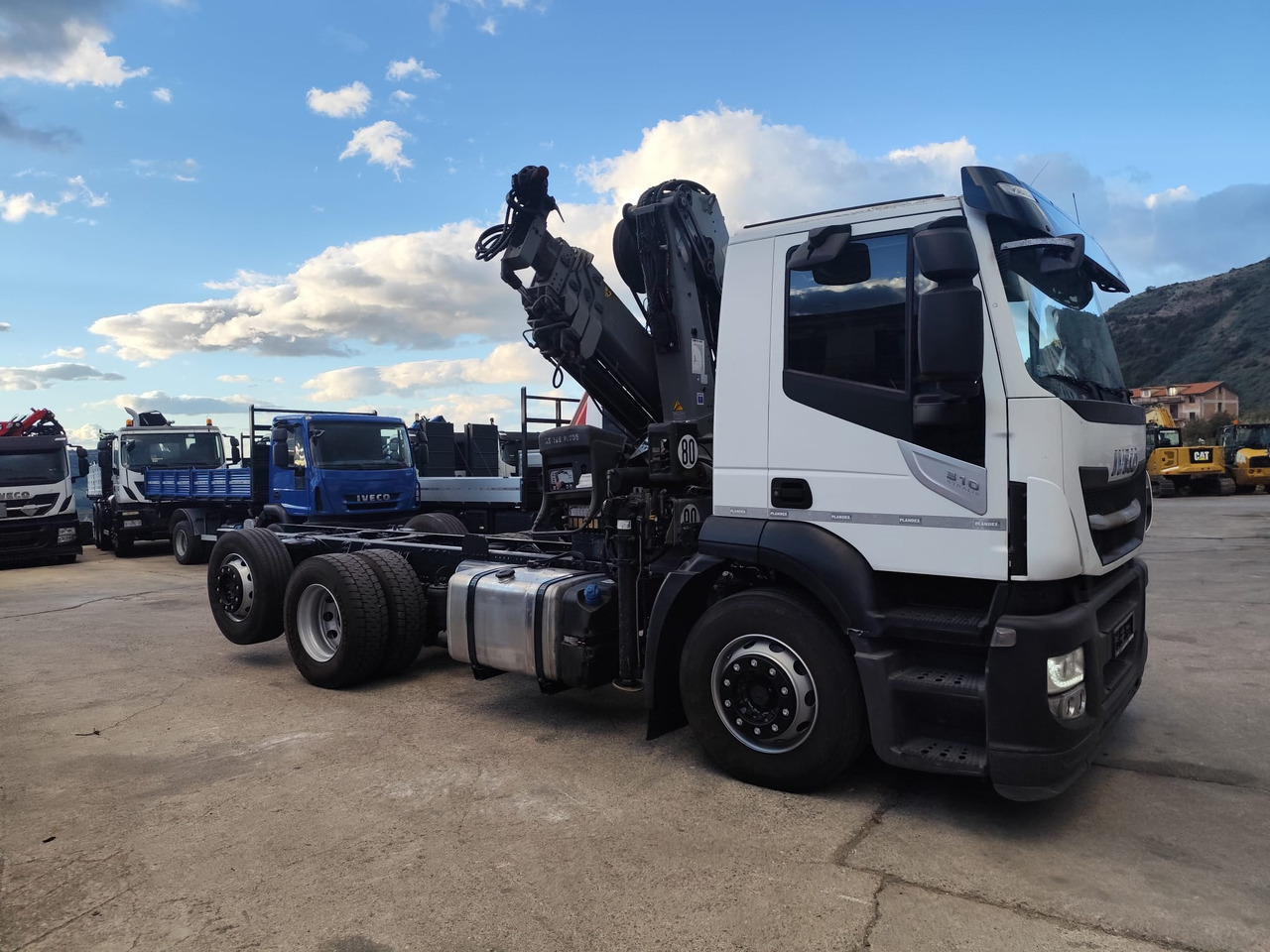 IVECO STRALIS AD 260S31 Y/P - Kravas automašīna pašizgāzējs, Kravas auto ar manipulatoru: foto 3 IVECO STRALIS AD 260S31 Y/P - Kravas automašīna pašizgāzējs, Kravas auto ar manipulatoru: foto 3
