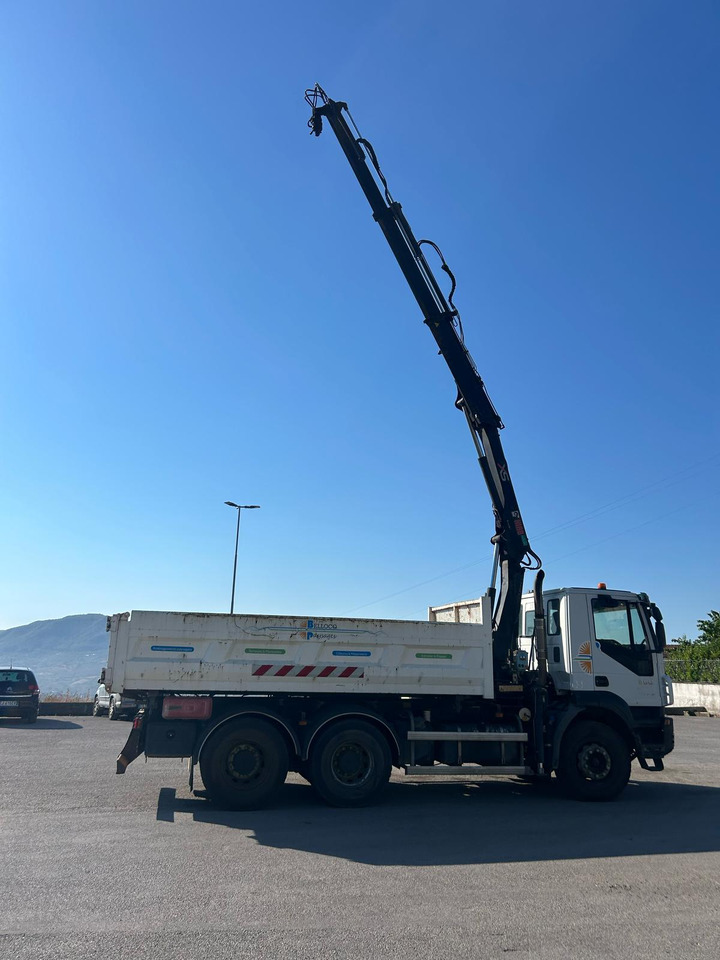IVECO TRAKKER 260T36 - Kravas auto ar manipulatoru: foto 3 IVECO TRAKKER 260T36 - Kravas auto ar manipulatoru: foto 3