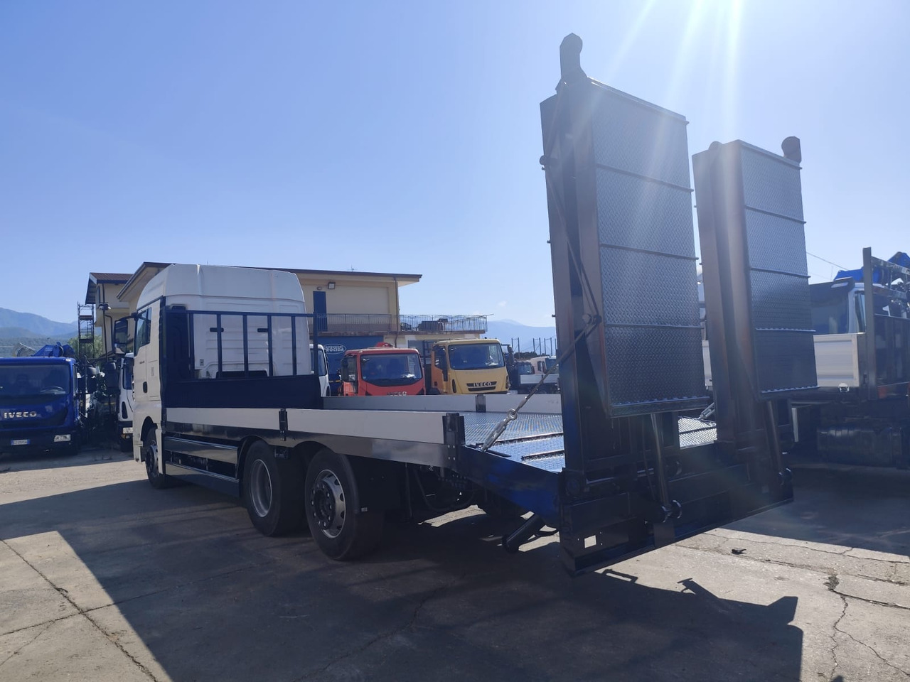 MAN TGX 26.440 - Bortu kravas automašīna/ Platforma: foto 4 MAN TGX 26.440 - Bortu kravas automašīna/ Platforma: foto 4