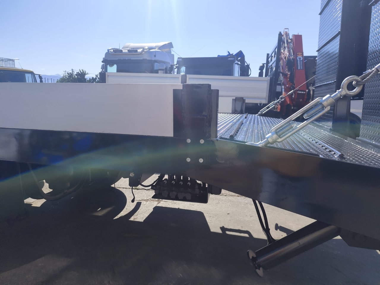 MAN TGX 26.440 - Bortu kravas automašīna/ Platforma: foto 3 MAN TGX 26.440 - Bortu kravas automašīna/ Platforma: foto 3