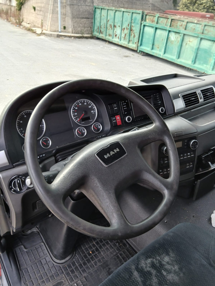 MAN TGX 26.440 - Šasija kravas automašīna: foto 4 MAN TGX 26.440 - Šasija kravas automašīna: foto 4