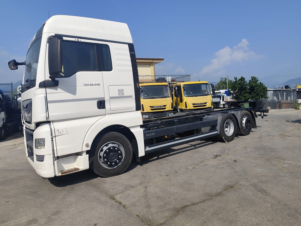 Bortu kravas automašīna/ Platforma MAN TGX 26.440: foto 14