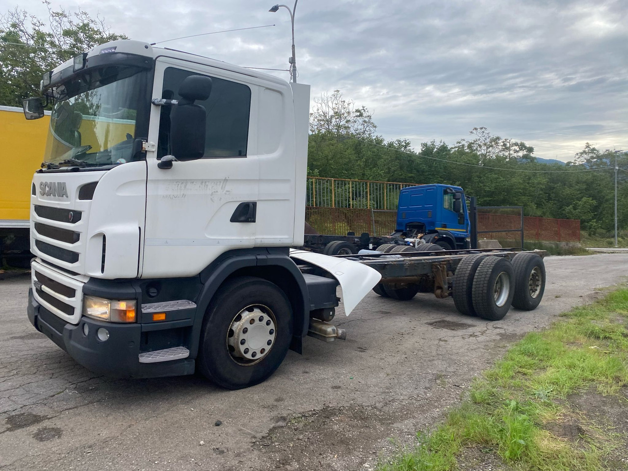 SCANIA G440 - Šasija kravas automašīna: foto 3 SCANIA G440 - Šasija kravas automašīna: foto 3