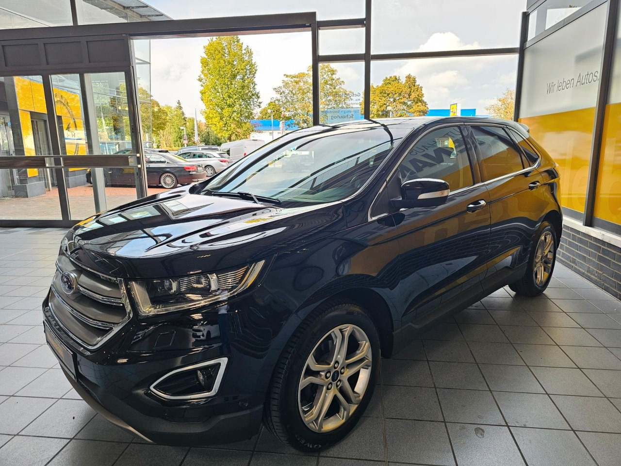 Ford Edge Titanium 4x4 AHK ACC SchiebeDach Navi LED - SUV: foto 3 Ford Edge Titanium 4x4 AHK ACC SchiebeDach Navi LED - SUV: foto 3