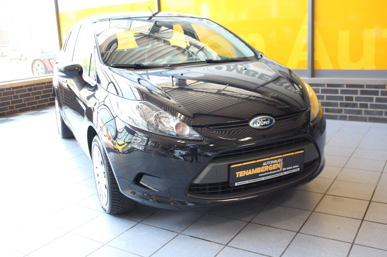 Ford Fiesta Trend Klima + Frontscheibenheizung 5Türer - Vieglā automašīna: foto 2 Ford Fiesta Trend Klima + Frontscheibenheizung 5Türer - Vieglā automašīna: foto 2