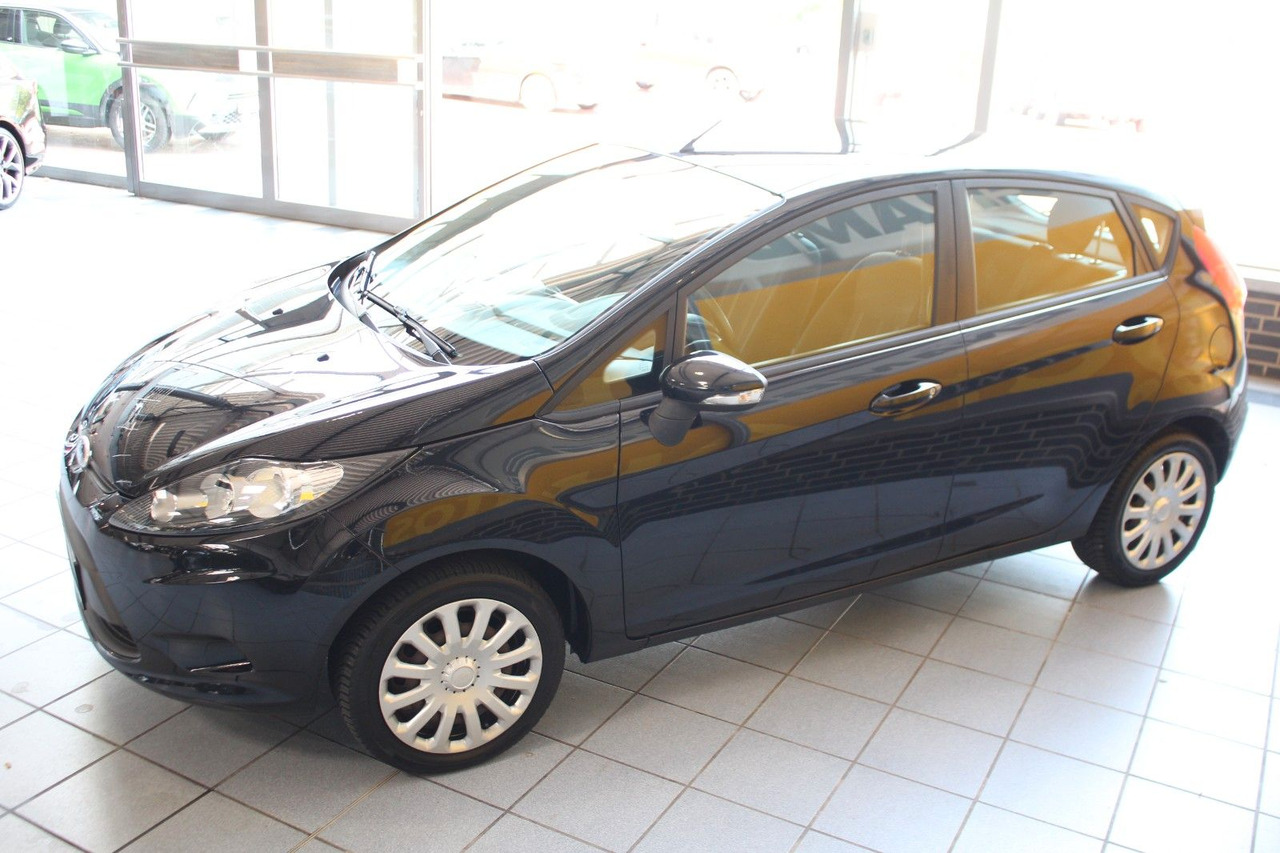 Ford Fiesta Trend Klima + Frontscheibenheizung 5Türer - Vieglā automašīna: foto 5 Ford Fiesta Trend Klima + Frontscheibenheizung 5Türer - Vieglā automašīna: foto 5