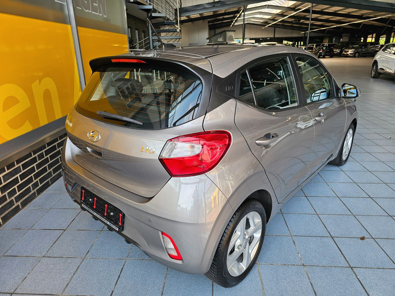 Hyundai i10 Trend AUTOMATIK SHZ PDC LenkrHzg DAB Spurhal - Vieglā automašīna: foto 3 Hyundai i10 Trend AUTOMATIK SHZ PDC LenkrHzg DAB Spurhal - Vieglā automašīna: foto 3