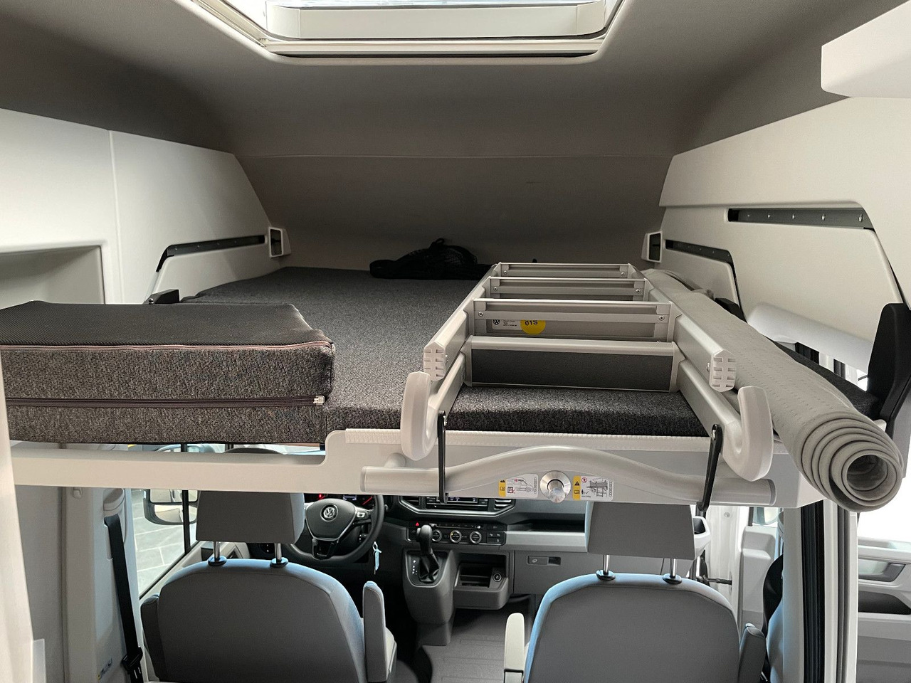 Volkswagen Crafter Grand California D-Heizung Kamera ACC - Kemperis: foto 5 Volkswagen Crafter Grand California D-Heizung Kamera ACC - Kemperis: foto 5
