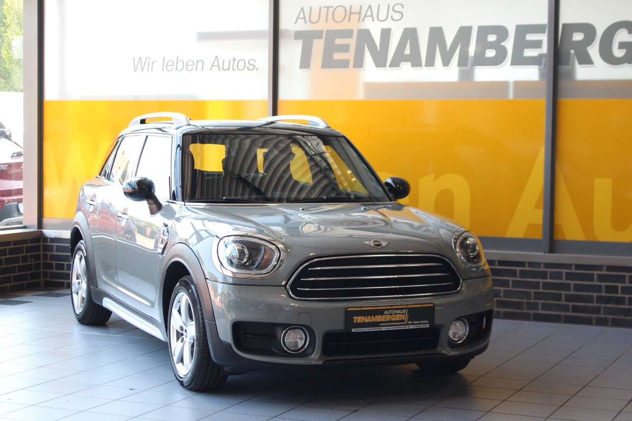 MINI Cooper D Countryman Pepper Navi Klimaaut. PDC - Vieglā automašīna: foto 2 MINI Cooper D Countryman Pepper Navi Klimaaut. PDC - Vieglā automašīna: foto 2