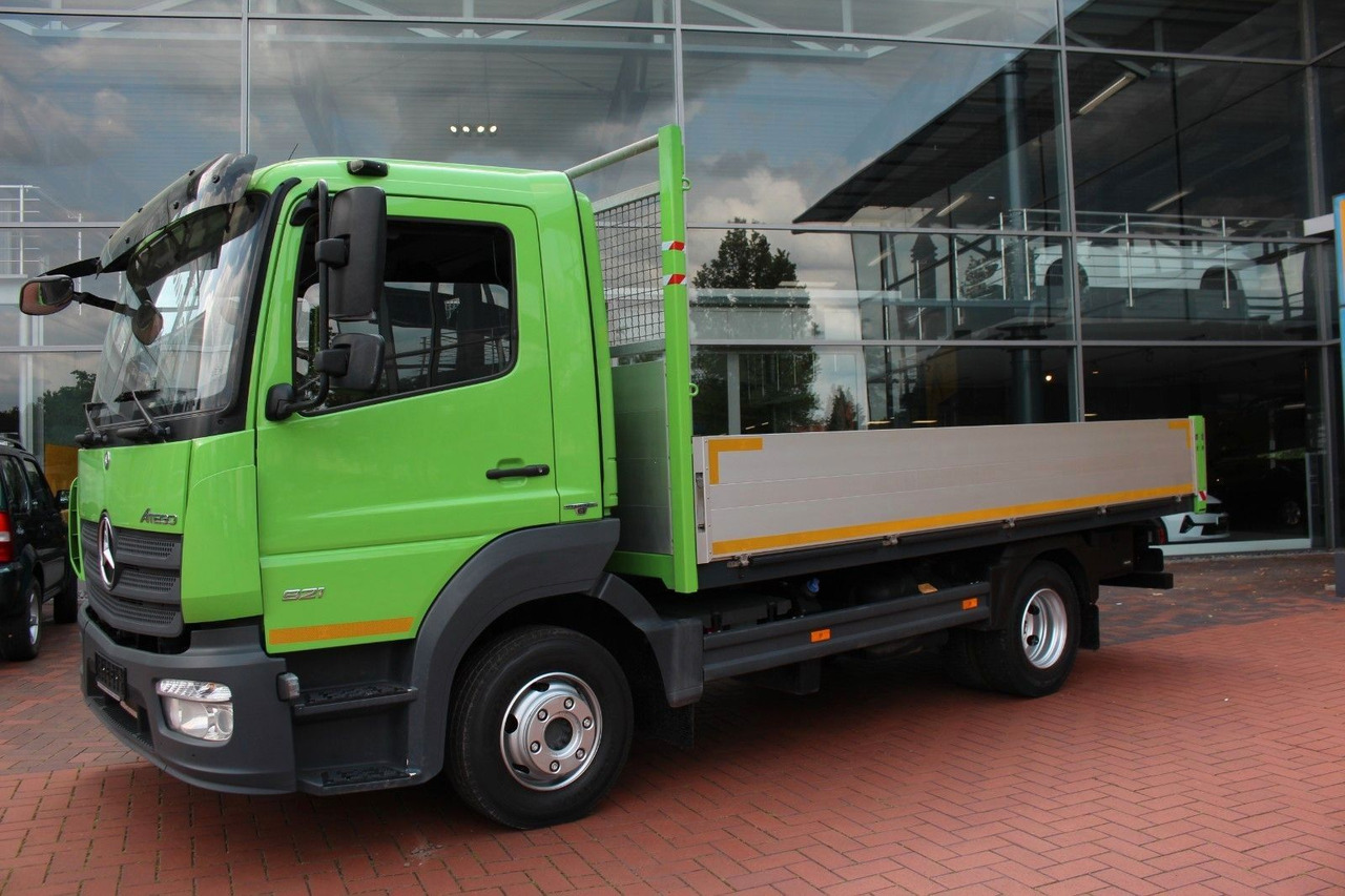 Mercedes-Benz Atego Pritsche 921 - Automašīna ar kravas platformu: foto 1 Mercedes-Benz Atego Pritsche 921 - Automašīna ar kravas platformu: foto 1